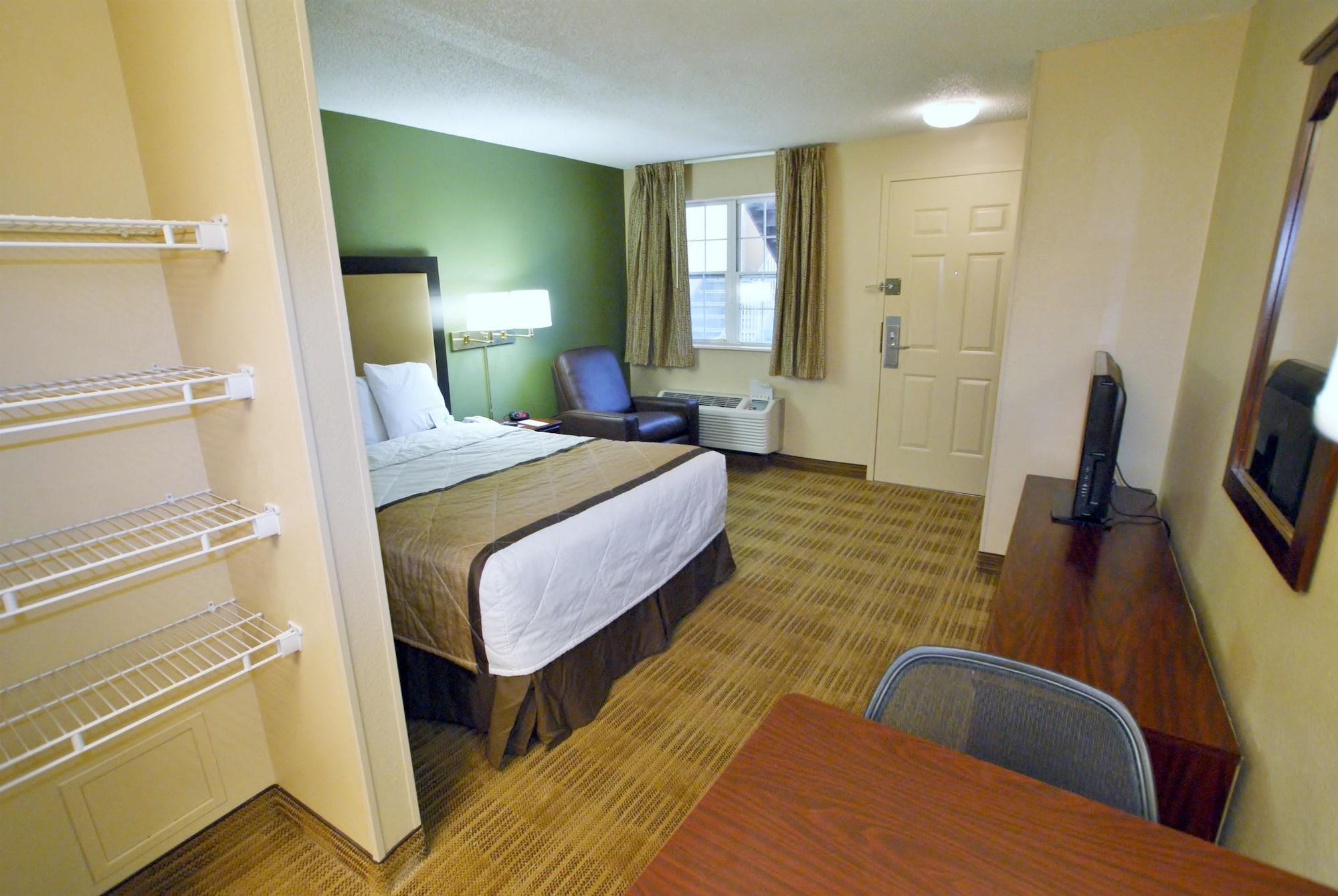เอ็กซ์เทนด์ สเตย์ อเมริกา - เชซาพีค - ครอสเวย์ส บูเลอวาร์ด Hotel ภายนอก รูปภาพ