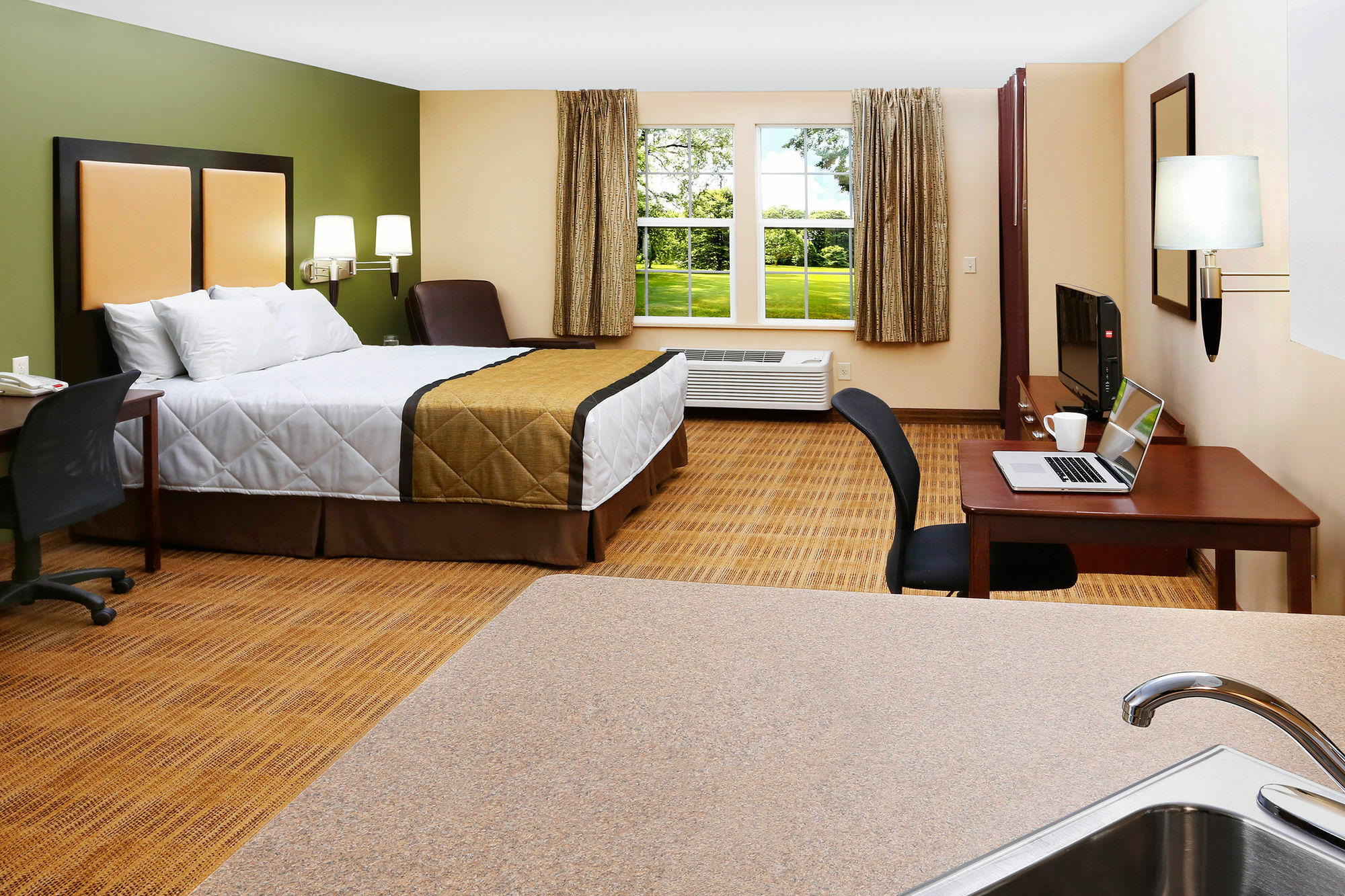 เอ็กซ์เทนด์ สเตย์ อเมริกา - เชซาพีค - ครอสเวย์ส บูเลอวาร์ด Hotel ภายนอก รูปภาพ